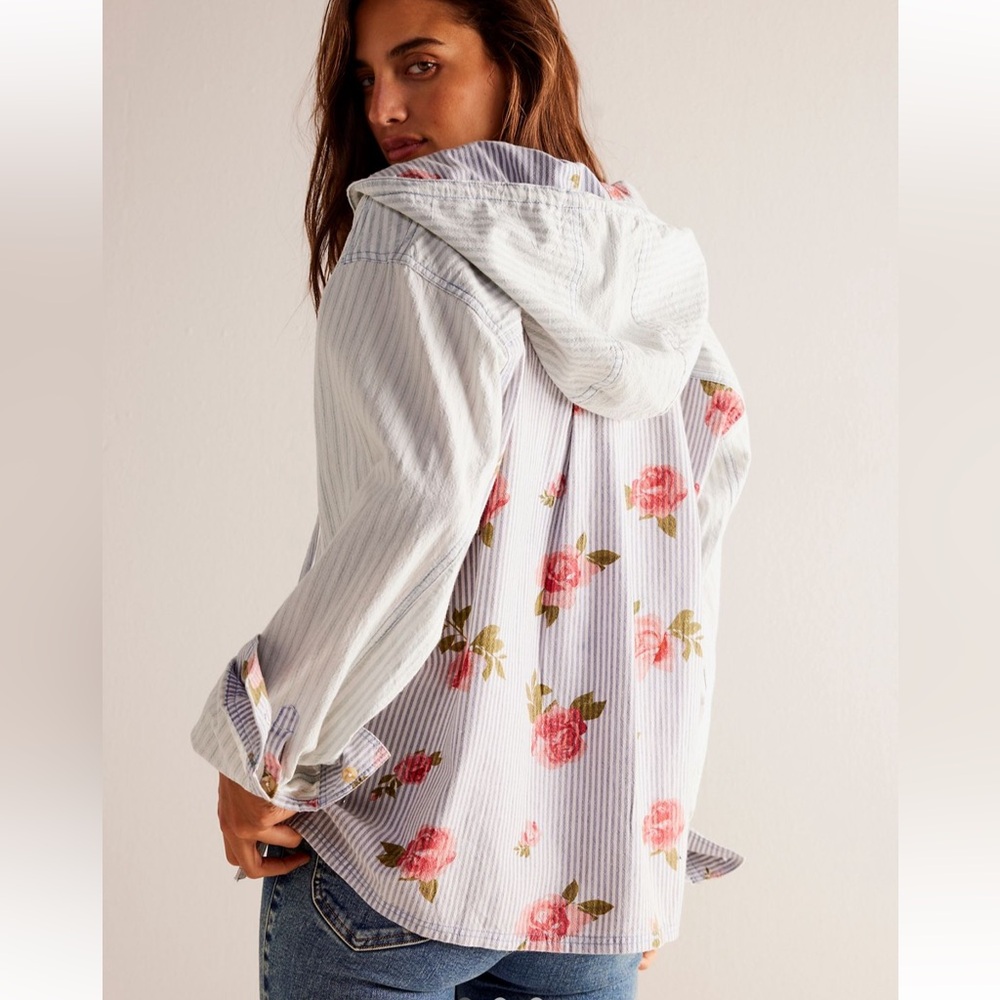 We The Free Floral Striped Hoodie Shirt 🌟